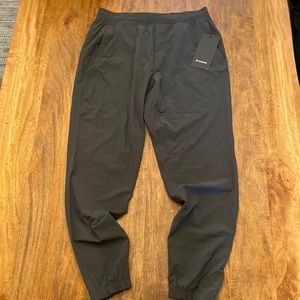 Lululemon surge joggers NWT